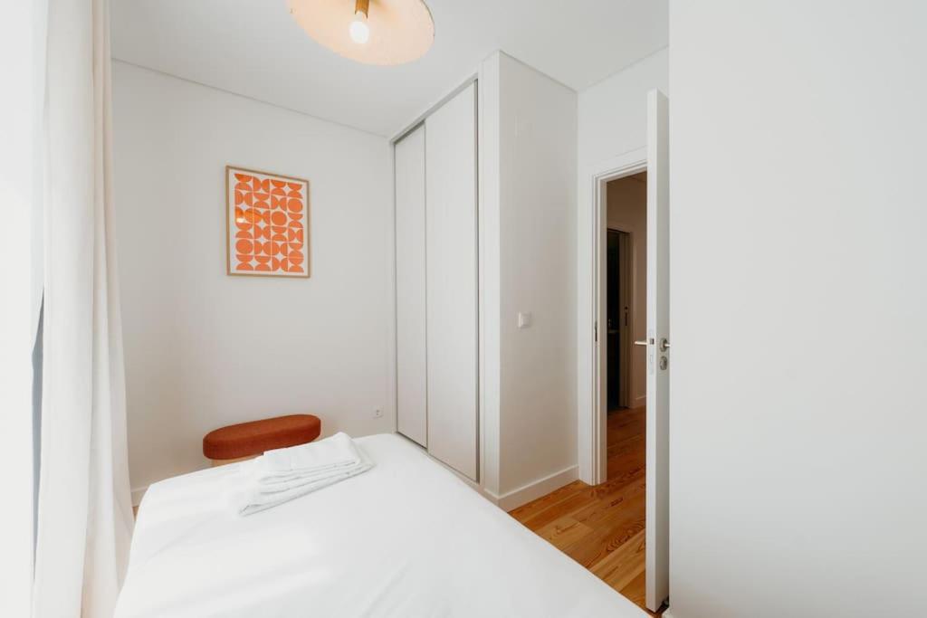 Lisbon Orange House - Beautiful Two-Bedroom Apartment 1D Екстериор снимка
