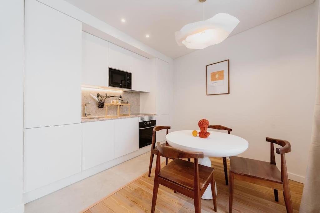 Lisbon Orange House - Beautiful Two-Bedroom Apartment 1D Екстериор снимка