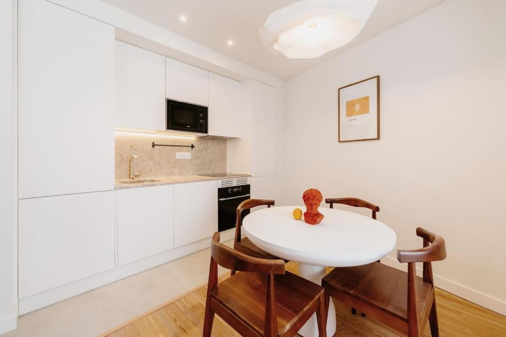 Lisbon Orange House - Beautiful Two-Bedroom Apartment 1D Екстериор снимка