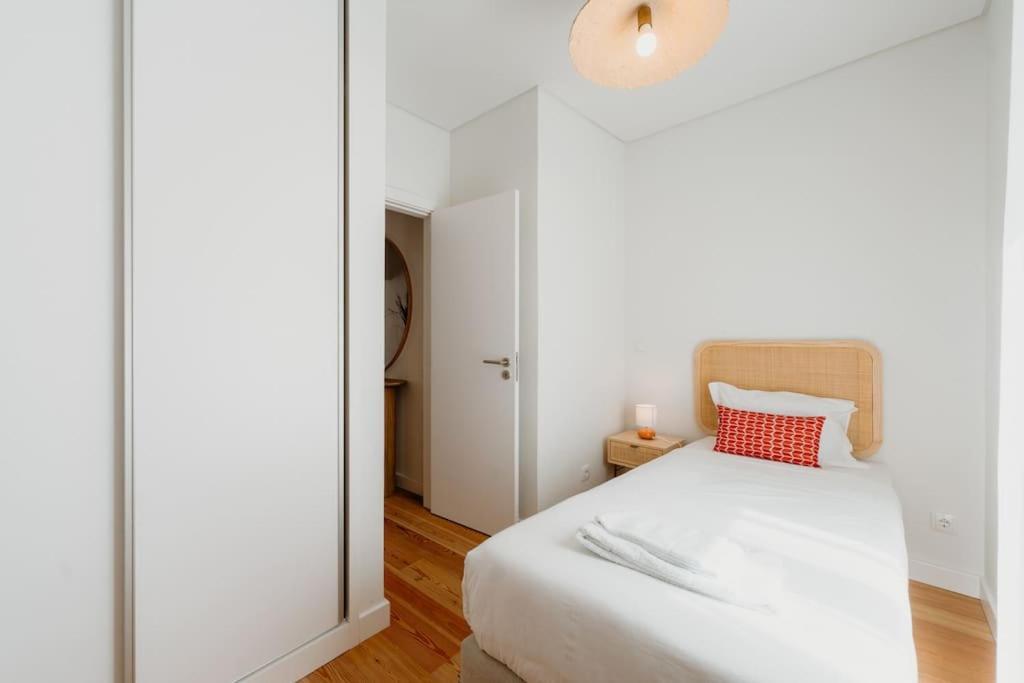 Lisbon Orange House - Beautiful Two-Bedroom Apartment 1D Екстериор снимка