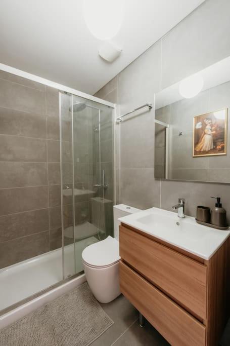 Lisbon Orange House - Beautiful Two-Bedroom Apartment 1D Екстериор снимка