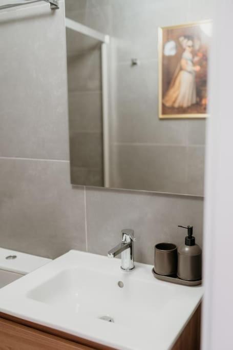 Lisbon Orange House - Beautiful Two-Bedroom Apartment 1D Екстериор снимка